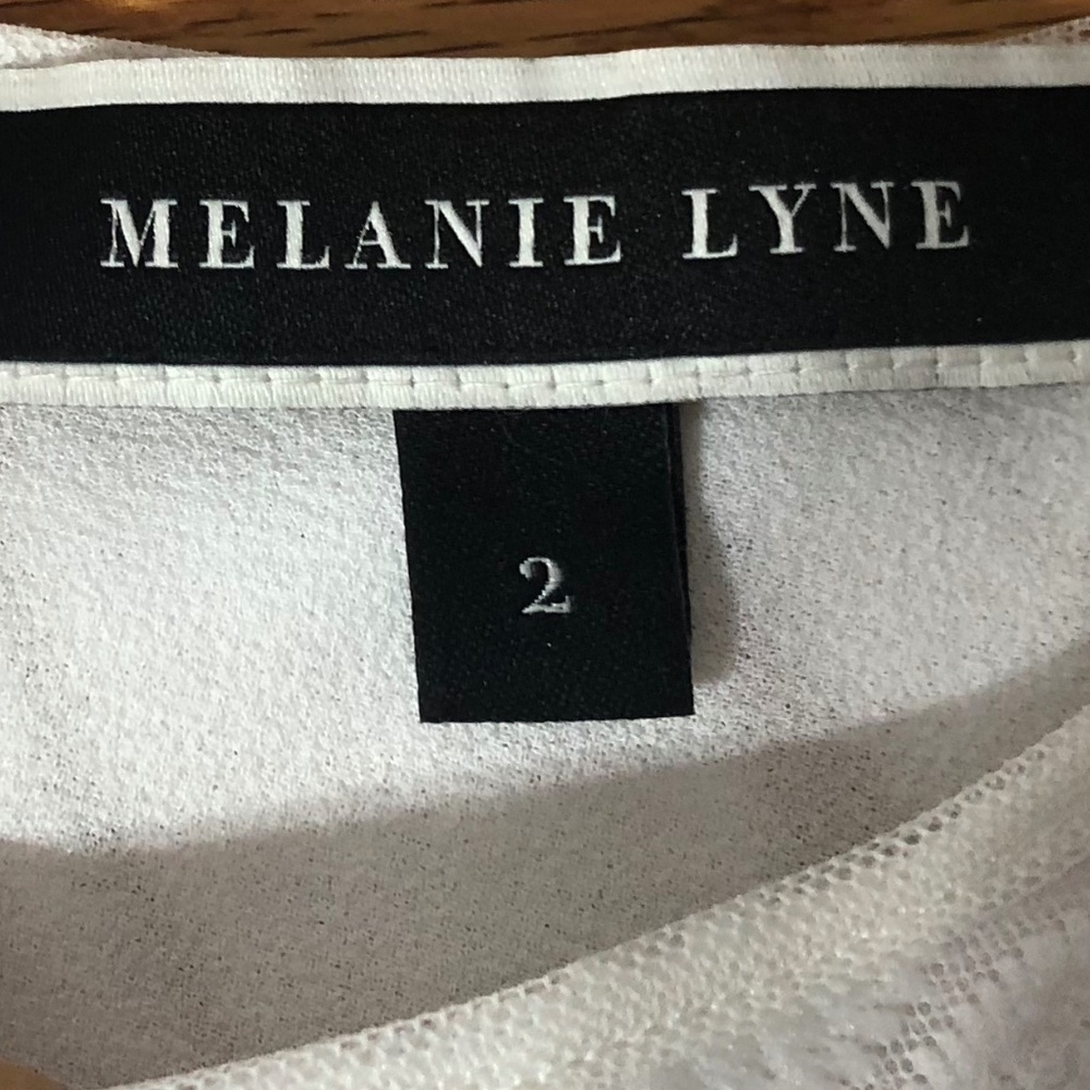 Fancy white top - Picture 6 of 8